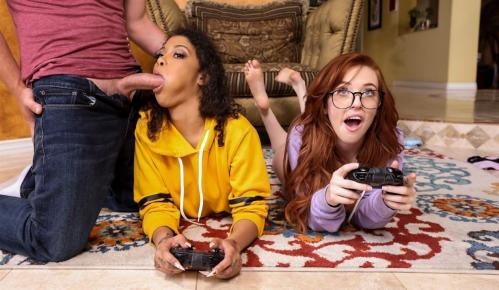 Jeni Angel & Madi Collins - Gamer Girl Threesome [2021 | FullHD]