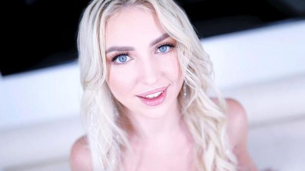 Welcomes Britt Blair - Petite Blonde That Loves Sucking, Fucking and Swallowing [2023 | FullHD]