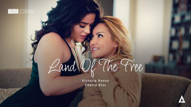 Victoria Voxxx, Cherry Kiss - Land Of The Free [2024 | FullHD]