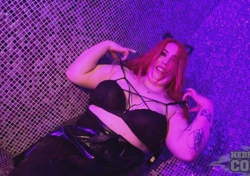 Pastel Bat - Pastel Bat Bbw Model Lubing Up And Banging Herself Out With A Huge Pink Dildo In The Sauna [2024 | FullHD]